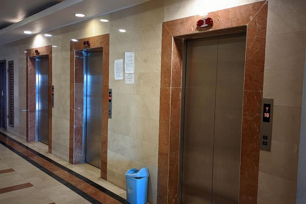 A Lovely Studio Apartment With Gym And Pool Access Darüsselam Dış mekan fotoğraf